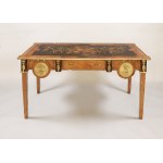 Table-bureau de style classique