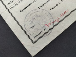 [Scouting] A certificate of fitness for a nurse. Warsaw [1921].