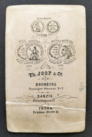 Cardboard photography. Woman. Bromberg (Bydgoszcz) [ca. 1870].