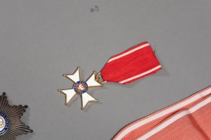 Order of Polonia Restituta- complete 1944.