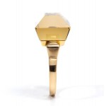 GUCCI, Chiodo Collection: gold ring with smoky quartz