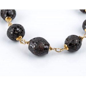 Necklace and bracelet with gold and quartz