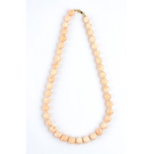 Pink coral necklace with gold clasp