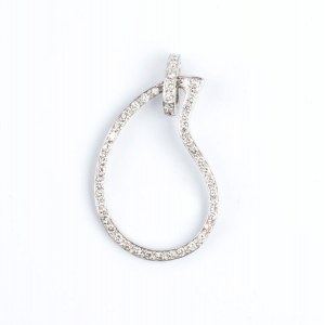 Diamond gold pendant