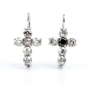 Gold diamonds earrings