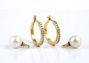 Diamond pearl gold earrings