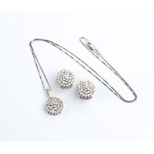 Gold diamond earrings and necklace