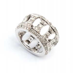 Gold diamond openwork band ring
