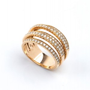 Diamond gold ring