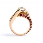 Gold diamond rubies ring