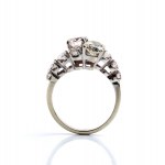 Diamond gold contrarié ring
