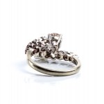 Diamond gold contrarié ring