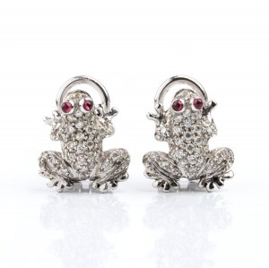 Gold frog shaped diamonds earrings