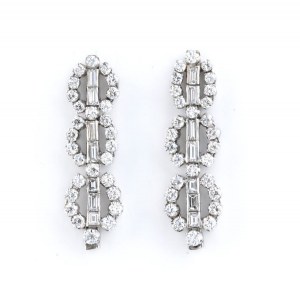 Diamond platinum drop pair of earrings