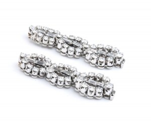 Diamond platinum drop pair of earrings