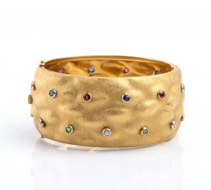 Gold bracelet with precious stones