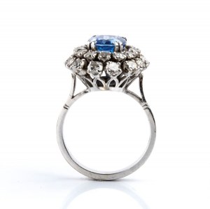 Ceylon sapphire diamond gold ring