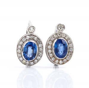 Diamond sapphire gold pair of earrings