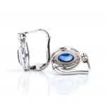 Diamond sapphire gold pair of earrings
