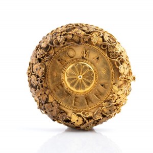 Roma Eterna gold brooch