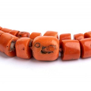 Mediterranean coral necklace