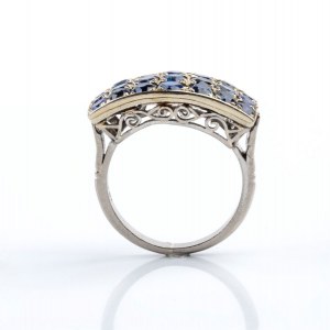 Sapphire gold band ring