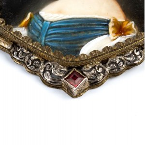 Pendant - brooch with portrait