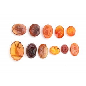 Lot of 11 agate and carnelian carvings