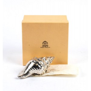 FEDERICO BUCCELLATI, Solid silver shell