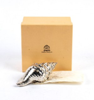 FEDERICO BUCCELLATI, Solid silver shell