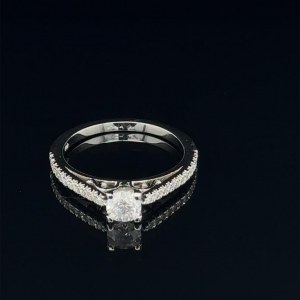 ANELLO IN ORO BIANCO 14K 2,58 GR CON DIAMANTI - RNG30207