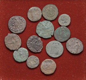 Roman coins Empire - Lots of thirteen Roman coins as pictured. ...