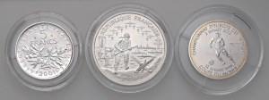 Foreign coins - FRANCE Lot of 3 packs: 5 francs 2001...