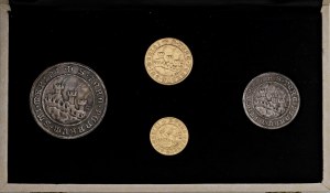 Cities medals - SAN MARINO Repubblica Set di 4 pezzi 1972 Ant...