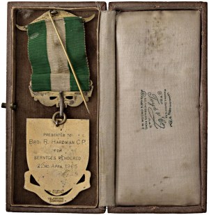 Masonic decorations and objects - MASSONERY. Decorations with 20th-century enamels....