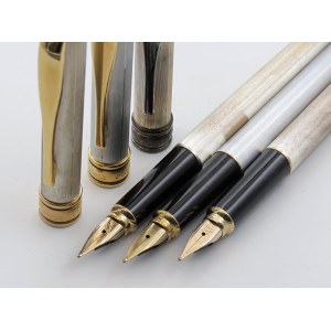 Pens - AURORA -Lotto di 3 Penne Stilografiche- Corpi...
