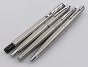 Pens - PARKER -Batch of 4 Fountain Pens- Bodies...