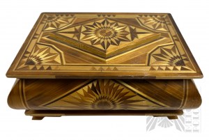 Wooden Inlaid Casket with Covered Interior