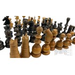 Dwa Zestawy Vintage Figur Szachowych