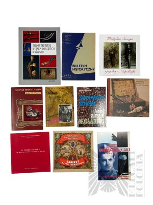 Set of Museum Bulletins and Catalogs: 