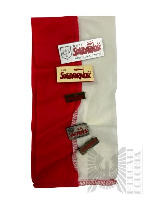 PRL/III Republic - Set of Seven Pins and Two Solidarity Wristbands