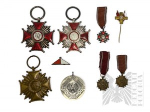 PRL - Bronze Cross of Merit, three miniatures, two pins