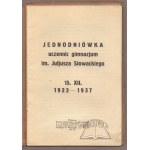 JEDNODNIÓWKA uczennic gimnazjum im. Juljusza Słowackiego.