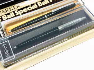 Set of 3 Parker pens in boxes