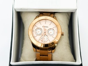 Fossil Unisex watch with original bracelet and half box