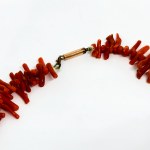 Coral choker necklace, gold 375/9K clasp