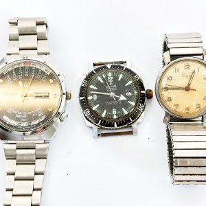 Set of 3 watches