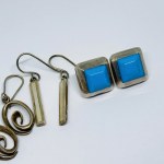 Set of 4 pairs of silver earrings