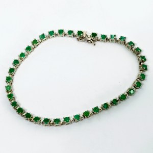 Silver bracelet with natural Emeralds