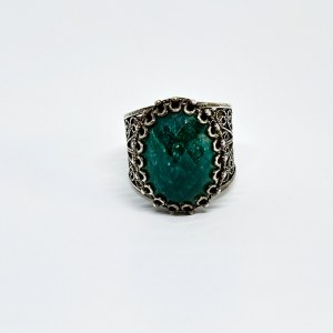 Large silver openwork ring with natural Emerald